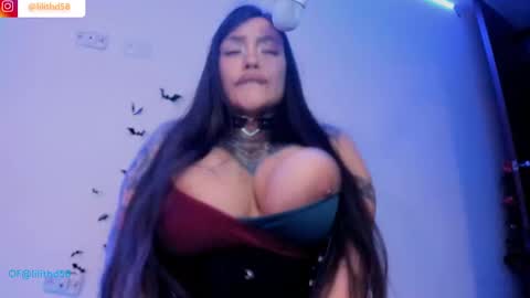 Snapshot of darknes_lilith18 chatting on February 13, 2025, 2:23 am darknes_lilith18 online show from February 13, 2025, 2:23 am