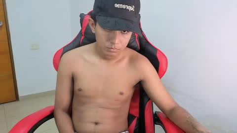 darknigthx online show from April 15, 2026, 12:28 am