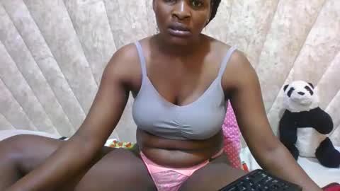 Snapshot of darknipples2 chatting on June 3, 2026, 12:52 pm SHANICE online show from June 3, 2026, 12:52 pm