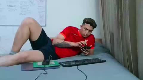 DARKO0717 online show from November 9, 2025, 2:43 am