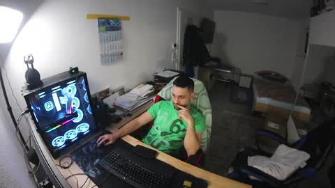 Snapshot of darkschneider_ chatting on January 11, 2025, 3:34 am darkschneider_ online show from January 11, 2025, 3:34 am