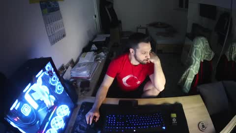 Snapshot of darkschneider_ chatting on January 26, 2025, 5:45 am darkschneider_ online show from January 26, 2025, 5:45 am