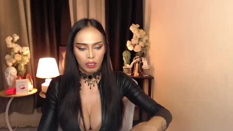 HAPPY BIRTHDAY MISTRESS MADRIANA online show from February 3, 2025, 5:03 pm