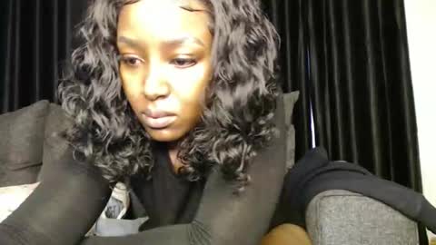 darktanqueen online show from October 20, 2025, 3:18 am