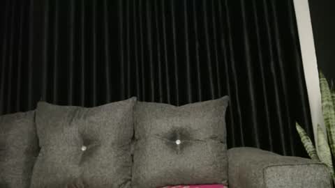 darktanqueen online show from March 30, 2026, 2:45 am