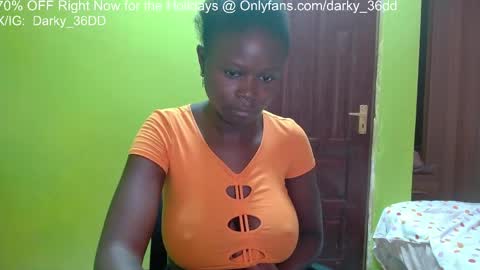 Snapshot of darky_36dd chatting on April 28, 2026, 3:39 pm exclusive sexual content -- IGTwitterX darky 32dd online show from April 28, 2026, 3:39 pm