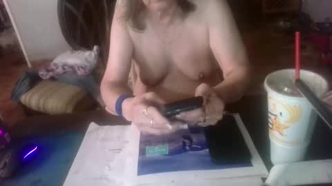 darla_darling1222101 online show from March 6, 2026, 5:48 am