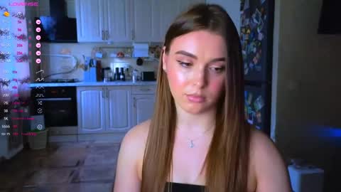 Snapshot of darlina_ryan chatting on June 9, 2026, 3:23 pm Darlina online show from June 9, 2026, 3:23 pm