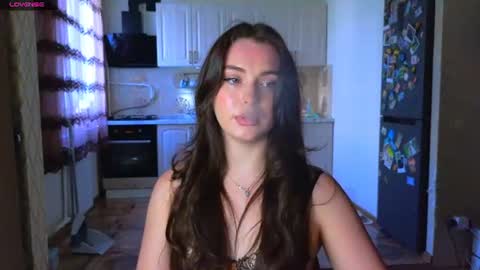 Snapshot of darlina_ryan chatting on August 2, 2026, 11:19 am Darlina online show from August 2, 2026, 11:19 am