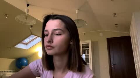Emily online show from September 18, 2025, 2:52 pm