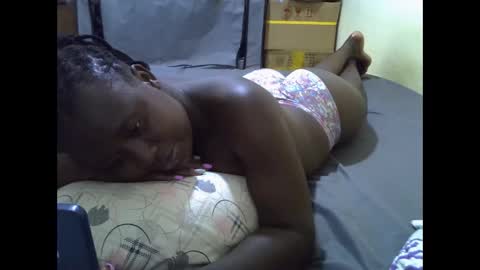 darling_ella online show from October 23, 2025, 6:50 pm