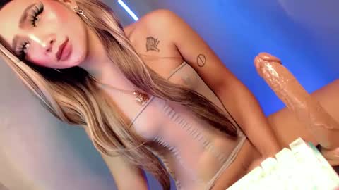 Kim online show from January 13, 2025, 5:01 am