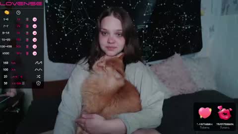 Snapshot of darling_tony18 chatting on June 17, 2026, 9:27 pm darling_tony18 online show from June 17, 2026, 9:27 pm