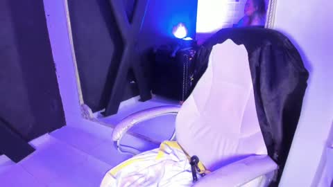 Darling online show from February 24, 2025, 3:42 pm