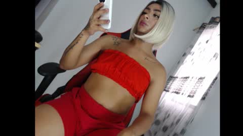 Snapshot of darlingbigcoc_23 chatting on March 11, 2026, 4:24 pm darling online show from March 11, 2026, 4:24 pm