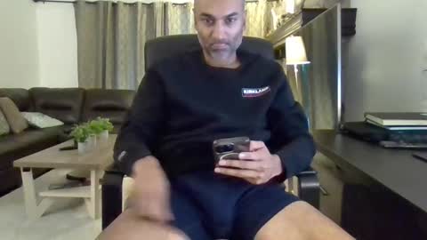 darryl43321 online show from October 31, 2025, 4:41 pm