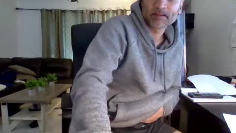 darryl43321 online show from March 6, 2026, 6:37 pm