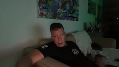 Snapshot of dartanha007 chatting on October 16, 2025, 12:22 am dartanha007 online show from October 16, 2025, 12:22 am