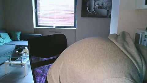 Dario online show from October 5, 2025, 10:57 am