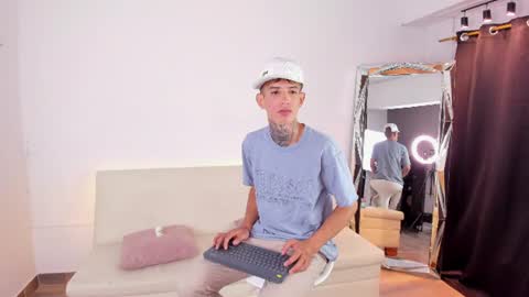 darwin_stark online show from June 27, 2026, 6:40 am
