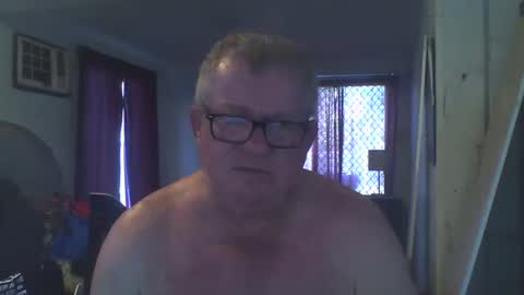 darwincock online show from December 28, 2024, 10:13 pm