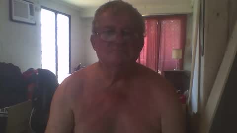 darwincock online show from November 1, 2025, 4:03 am