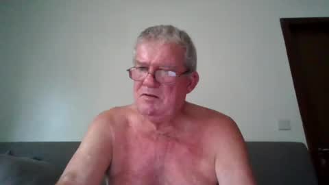 Snapshot of darwincock chatting on July 3, 2026, 2:29 am darwincock online show from July 3, 2026, 2:29 am