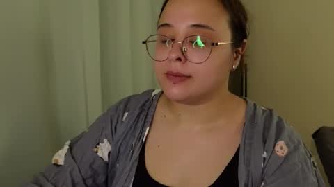 Snapshot of dashaprivet chatting on November 26, 2025, 11:33 am dashaprivet online show from November 26, 2025, 11:33 am