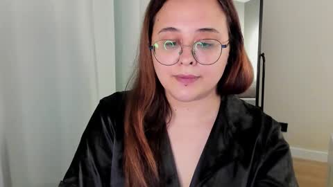 Snapshot of dashaprivet chatting on November 28, 2025, 9:56 am dashaprivet online show from November 28, 2025, 9:56 am