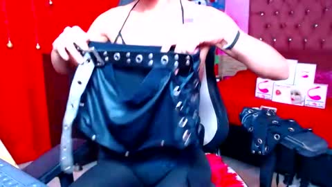 Dasly online show from January 12, 2025, 3:17 am