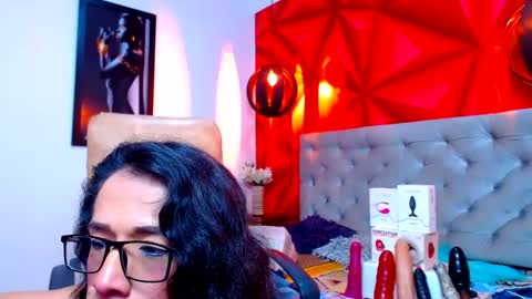 Dasly online show from September 21, 2025, 3:19 am