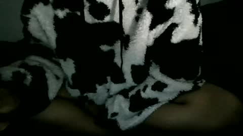 Daszler online show from March 7, 2025, 5:08 am