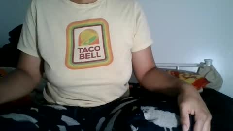 Daszler online show from March 12, 2025, 6:55 pm