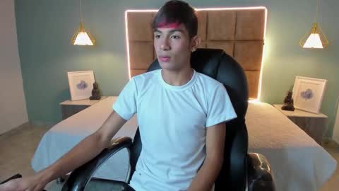 angel online show from November 21, 2025, 2:05 pm