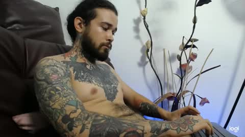 Snapshot of dave_malone_ chatting on February 27, 2025, 7:01 am dave malone online show from February 27, 2025, 7:01 am