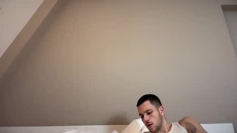 DaveAndBen online show from February 8, 2025, 4:03 am