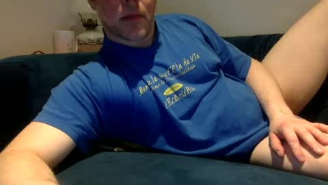 daveb709709709 online show from April 15, 2026, 2:18 am