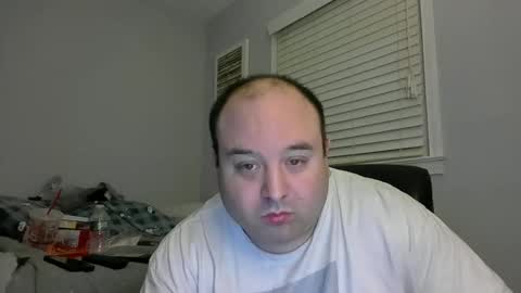 Snapshot of daveishorny1988 chatting on May 1, 2026, 9:14 am daveishorny1988 online show from May 1, 2026, 9:14 am