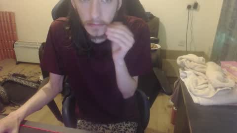 dave online show from October 4, 2025, 7:56 pm