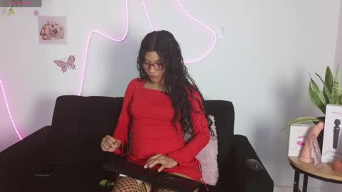 Snapshot of daviana_hill_ chatting on May 6, 2026, 3:13 am Davi online show from May 6, 2026, 3:13 am
