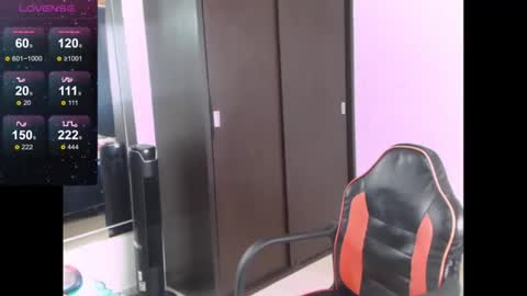 daviana online show from October 15, 2025, 9:04 pm