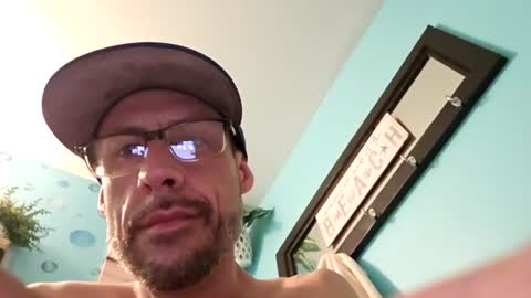 Snapshot of david1982yesyes chatting on June 13, 2026, 5:44 pm david1982yesyes online show from June 13, 2026, 5:44 pm