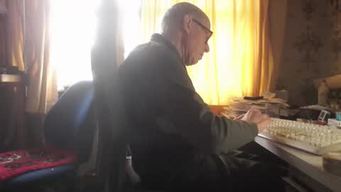 Snapshot of david89853 chatting on March 8, 2026, 4:22 pm David online show from March 8, 2026, 4:22 pm