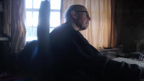 Snapshot of david89853 chatting on March 9, 2026, 5:50 pm David online show from March 9, 2026, 5:50 pm