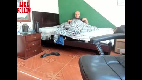 Snapshot of david_2789 chatting on March 12, 2025, 10:07 pm David online show from March 12, 2025, 10:07 pm