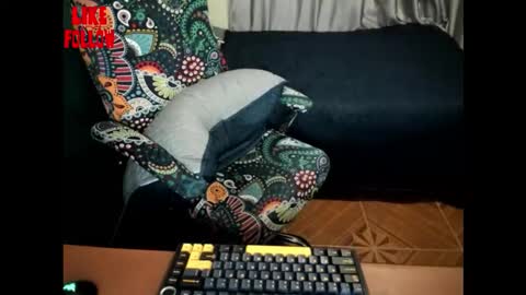 Snapshot of david_2789 chatting on February 20, 2026, 12:07 am David online show from February 20, 2026, 12:07 am