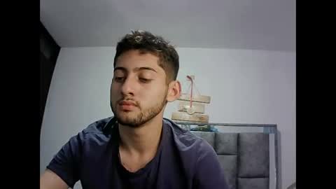 Snapshot of david_asturias chatting on December 26, 2024, 2:12 am David Asturias online show from December 26, 2024, 2:12 am