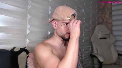 David col11 online show from November 24, 2025, 2:11 am