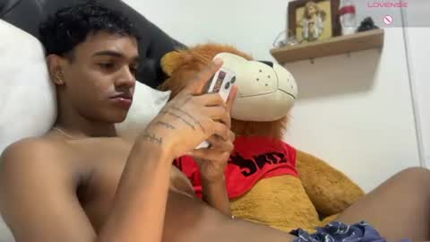 Snapshot of david_hot44 chatting on June 27, 2026, 4:34 pm david_hot44 online show from June 27, 2026, 4:34 pm