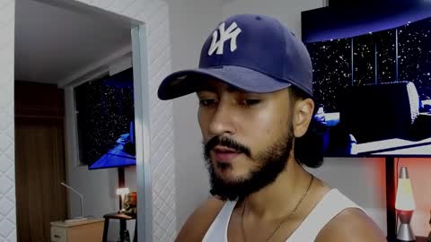 Hey im David that loves to explore and speak their fantasies. Very open talktative and nice. Feel free to chat with me online show from February 15, 2025, 11:47 pm